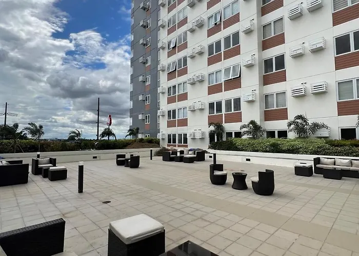 Ananda Square